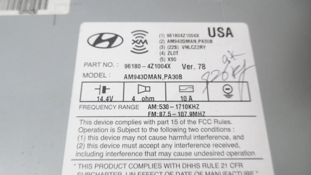 Pre-Owned Hyundai Santa Fe Sport CD MP3 Player Radio Receiver with Display U4452