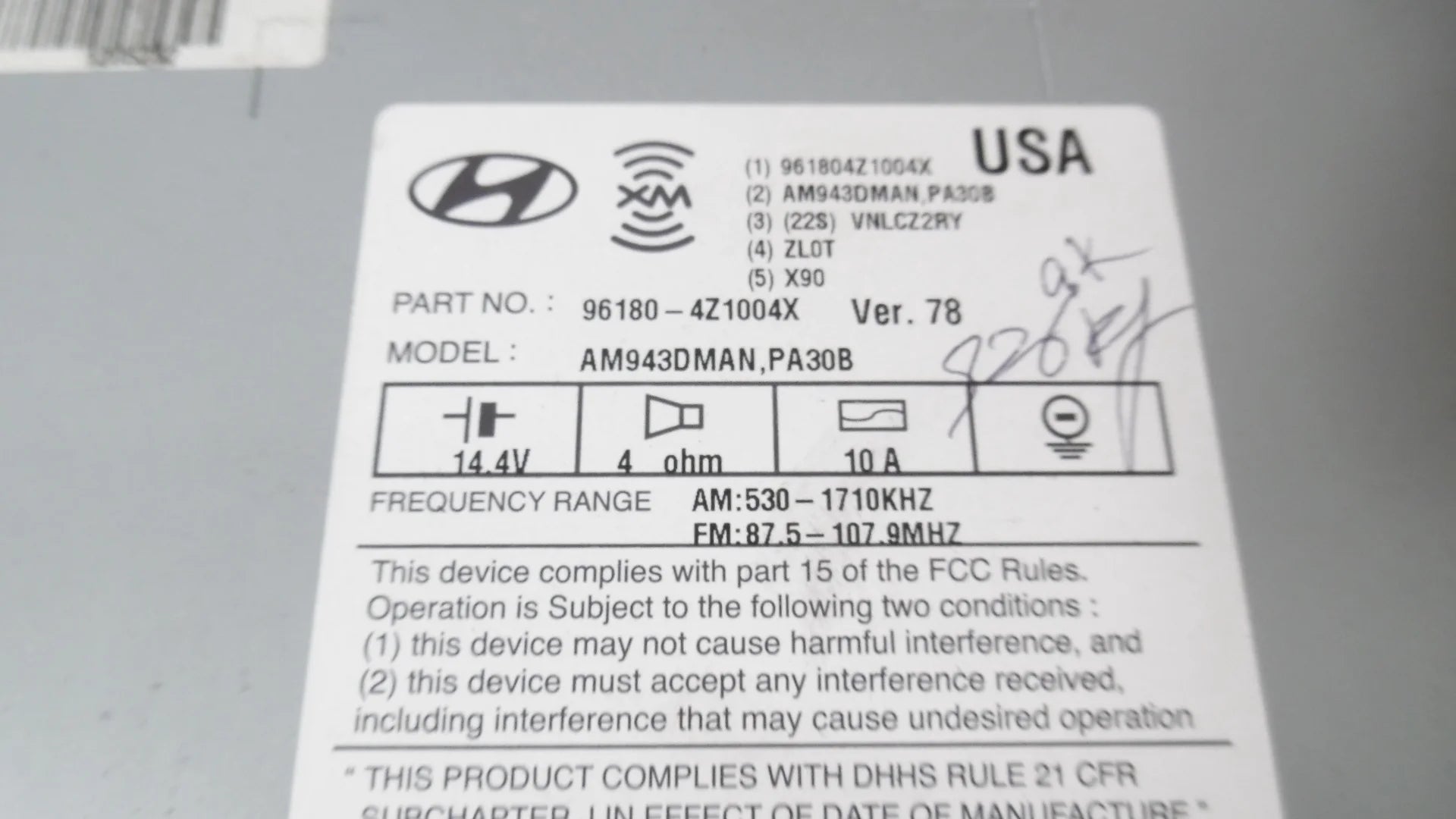 Pre-Owned Hyundai Santa Fe Sport CD MP3 Player Radio Receiver with Display U4452