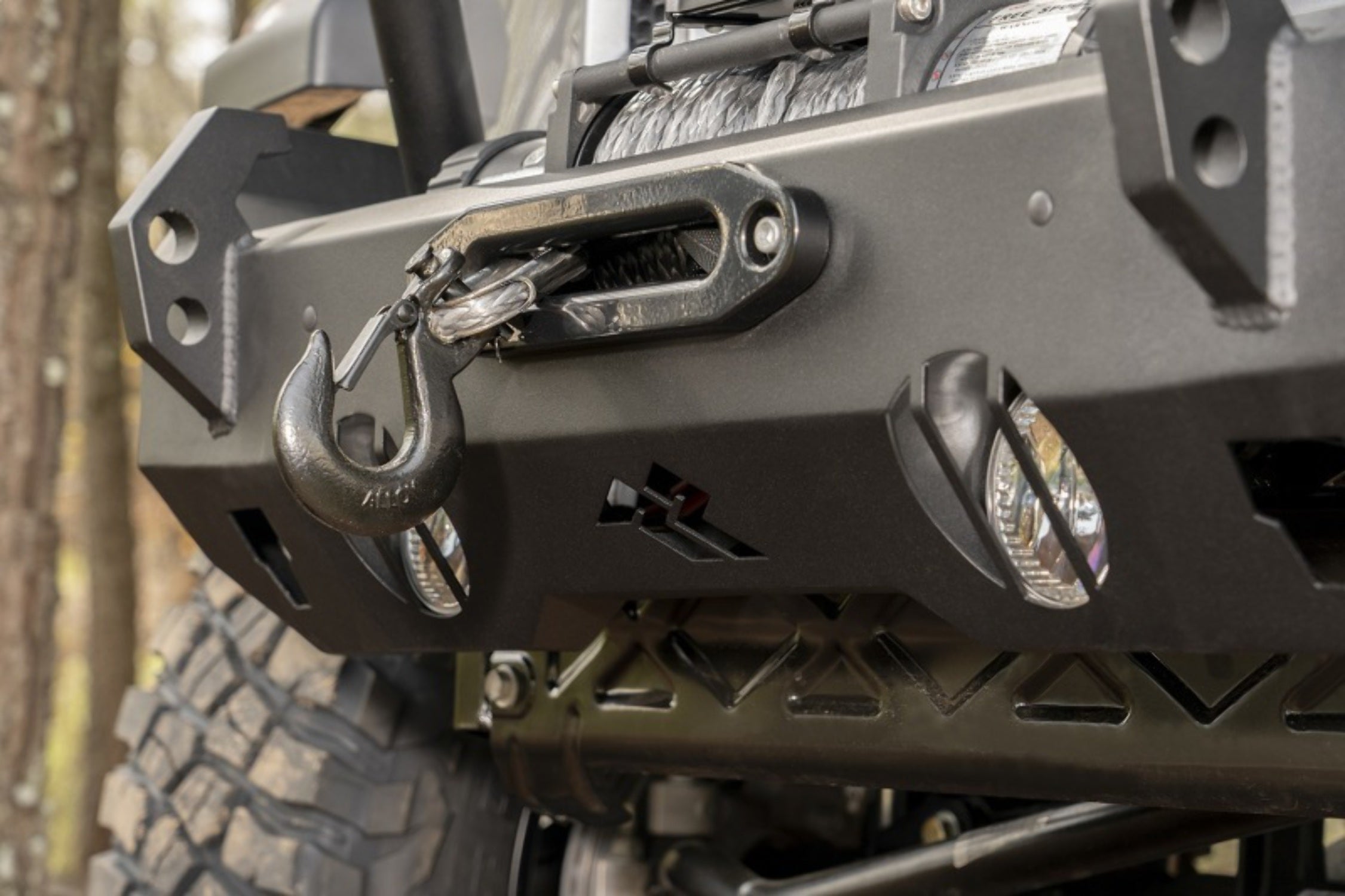 HD Full Width Front Bumper B40501