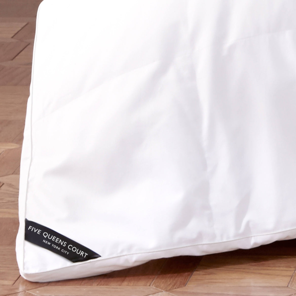Full/Queen White Down Alternative Comforter X760532