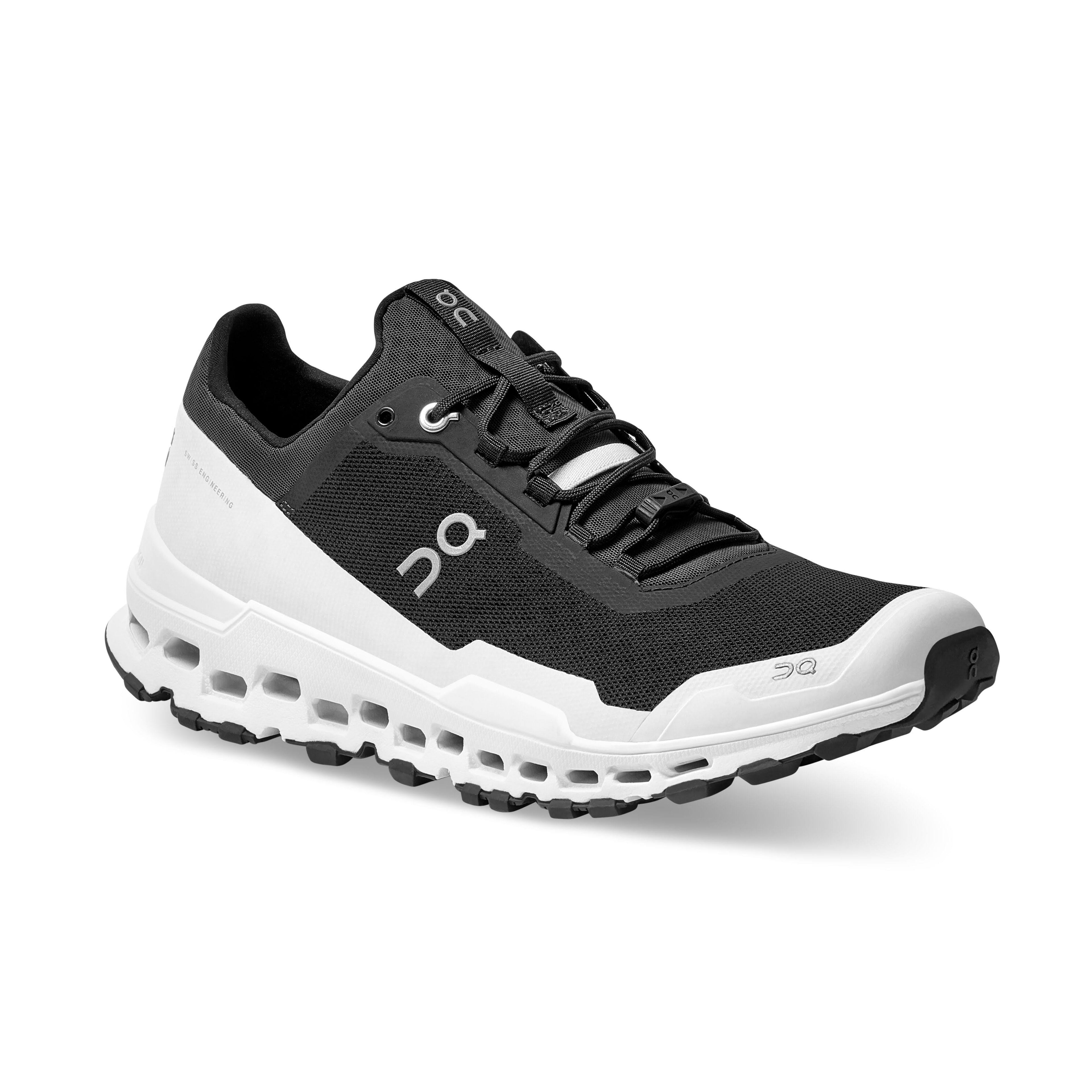Black/White Running Shoes M440