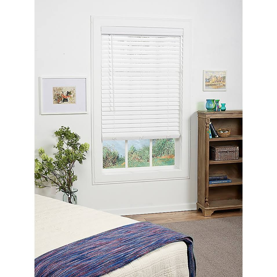 White Cordless Faux Wood Blind X5458