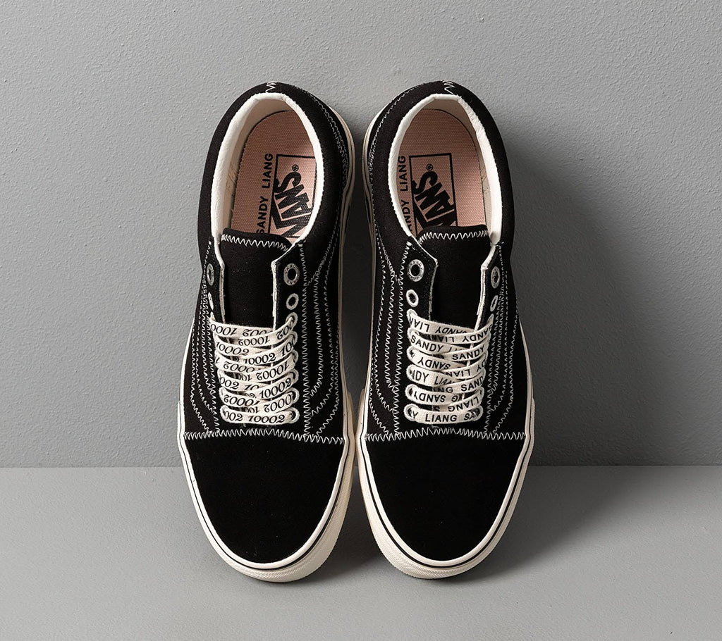 True White Old Skool Shoes W419382