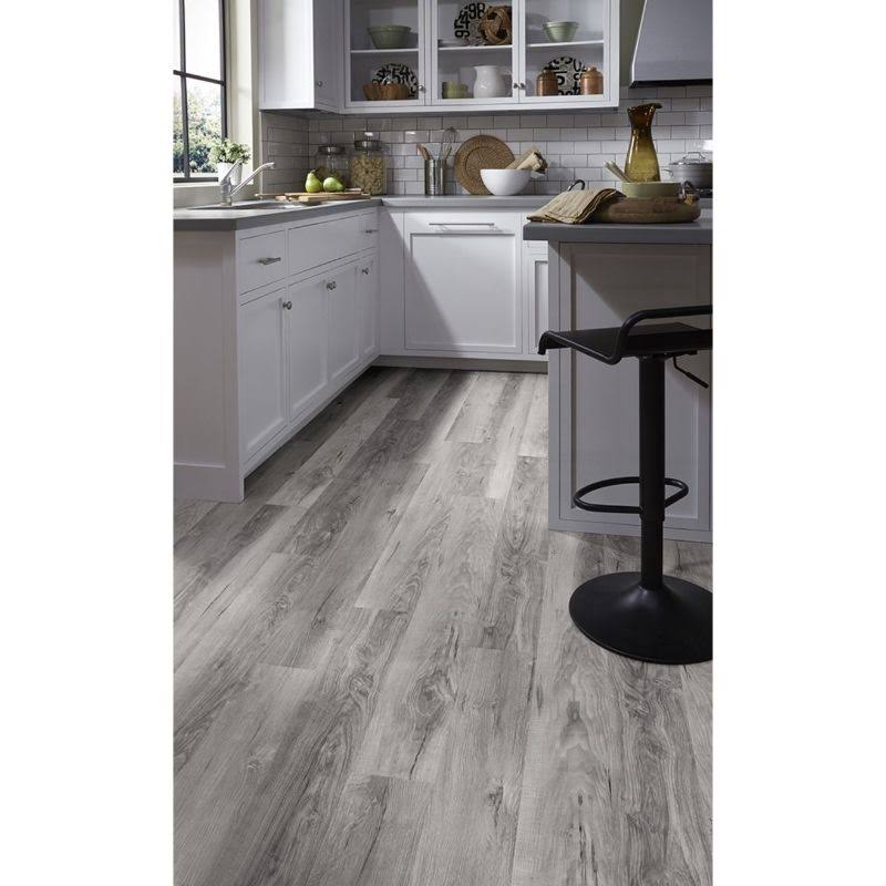 Light Grey Luxury Vinyl Plank Flooring 27.39 Sq. ft. per Carton U6582