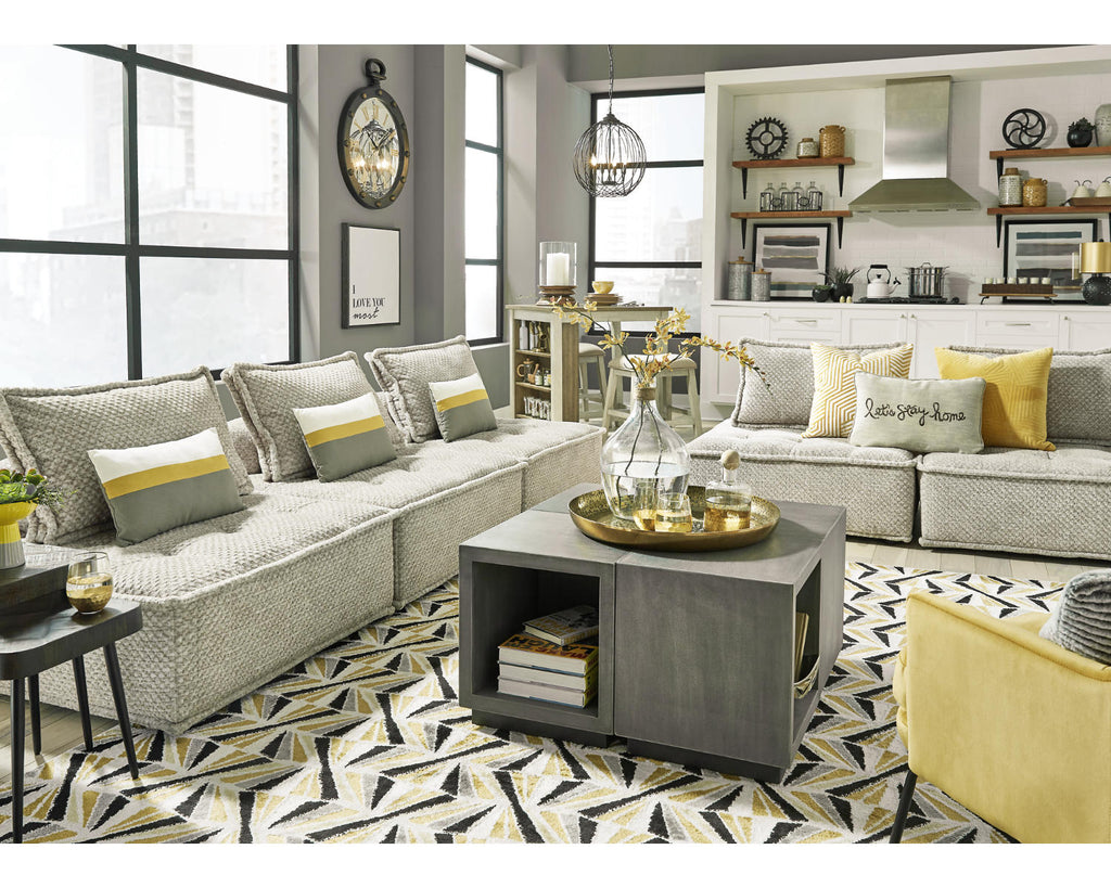 Taupe Accent Chair E476511