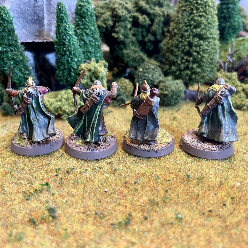 12x Hand-Painted Plastic Militia Fighter Miniature R74911