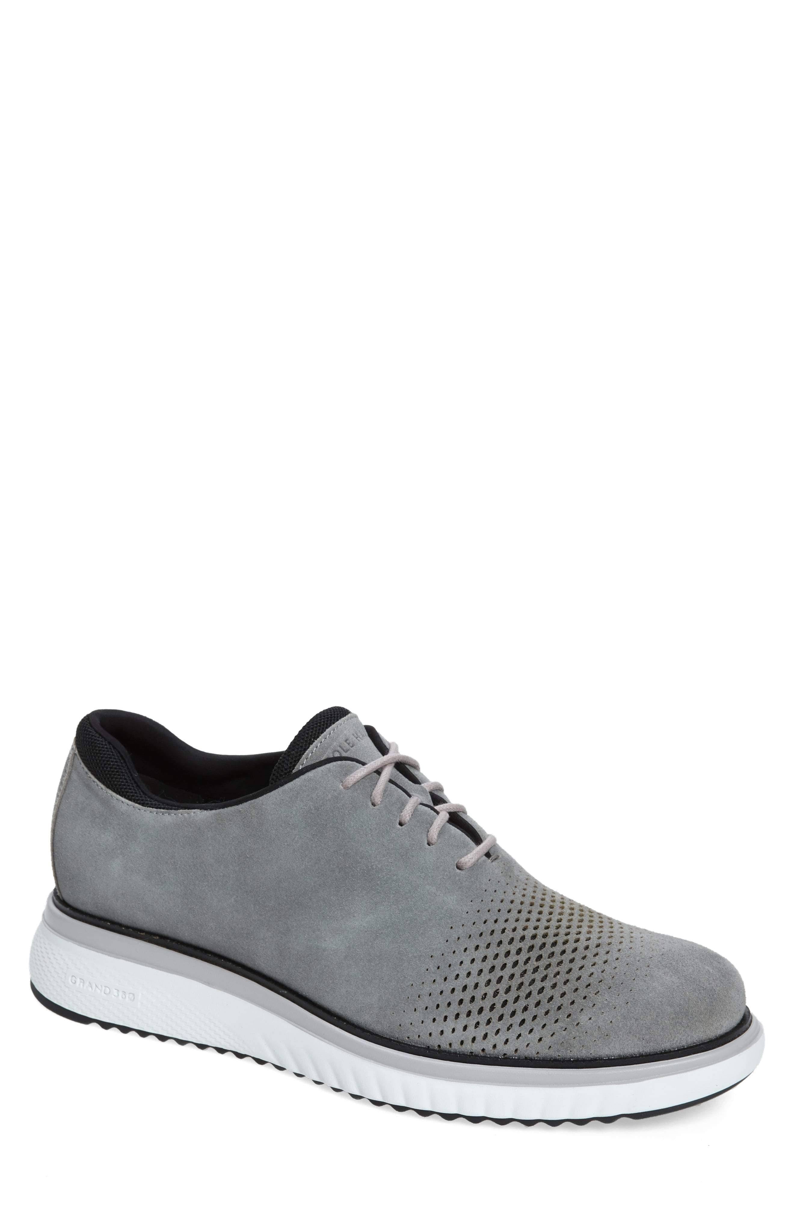 Blue Wingtip Shoes U706