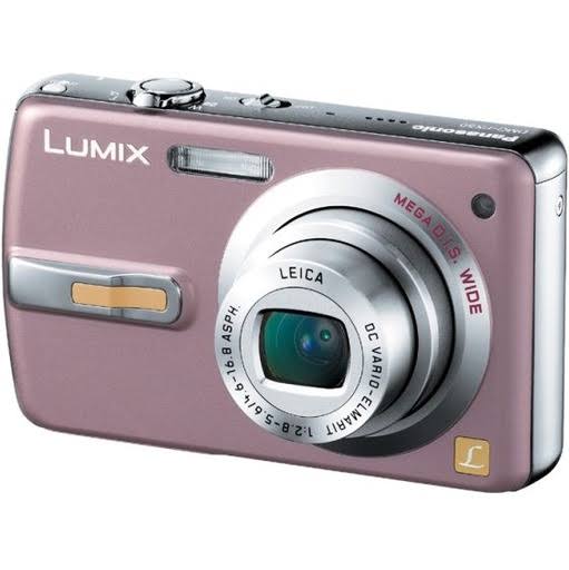 Compact Digital Camera 7.2 MP 3.6x Optical Zoom T52990