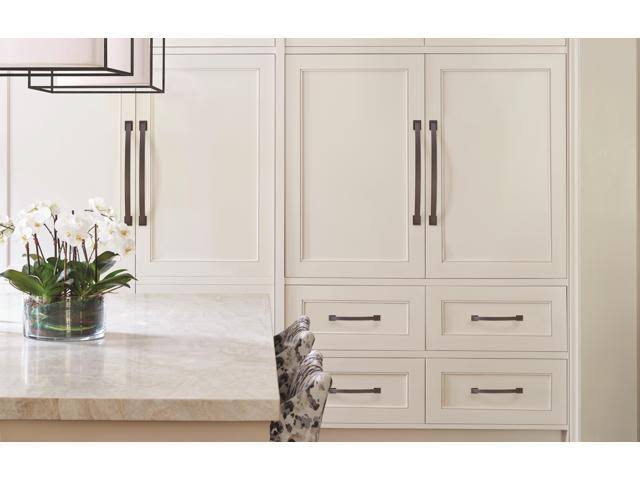Oversized Pull - Oil-Rubbed Bronze H170242