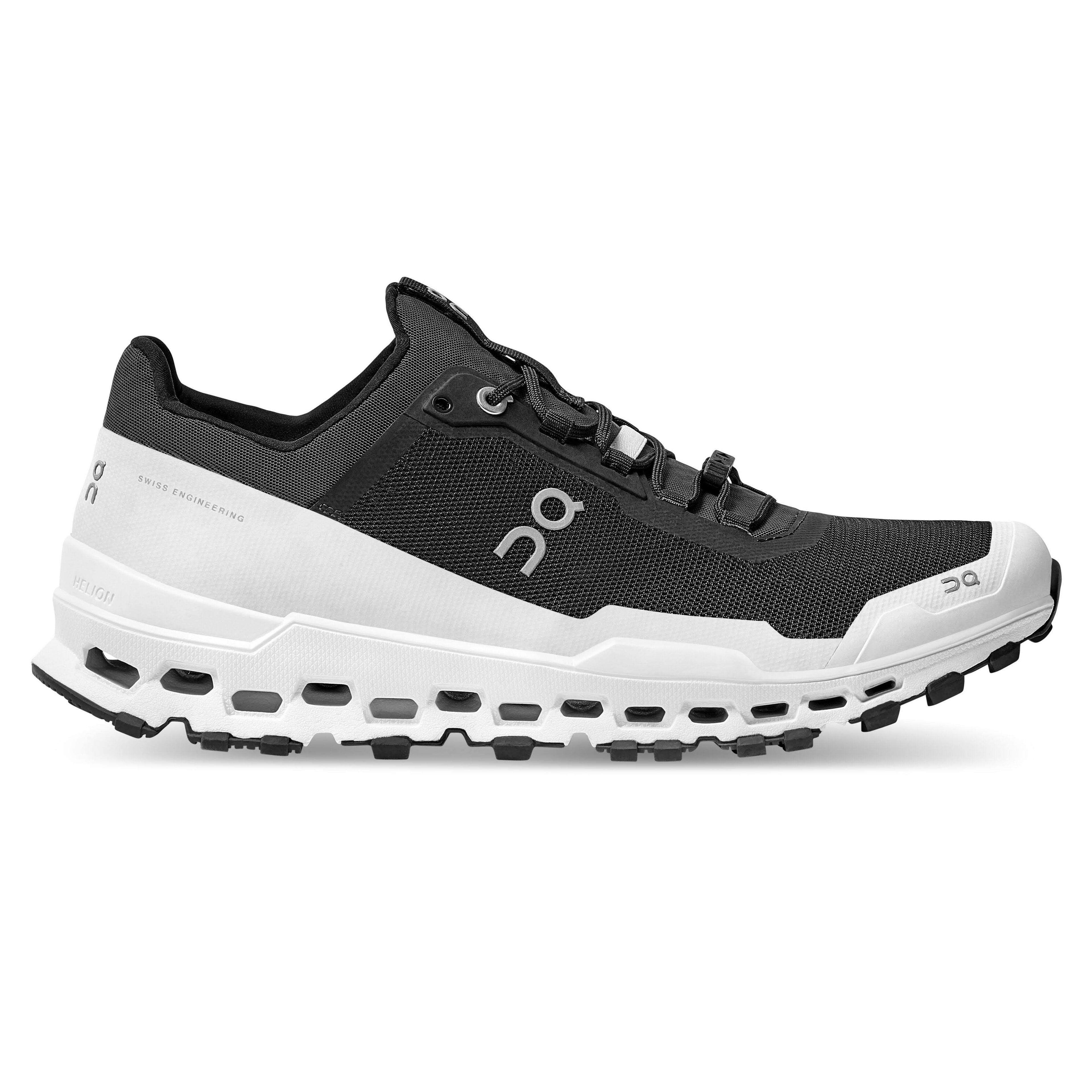 Black/White Running Shoes M440