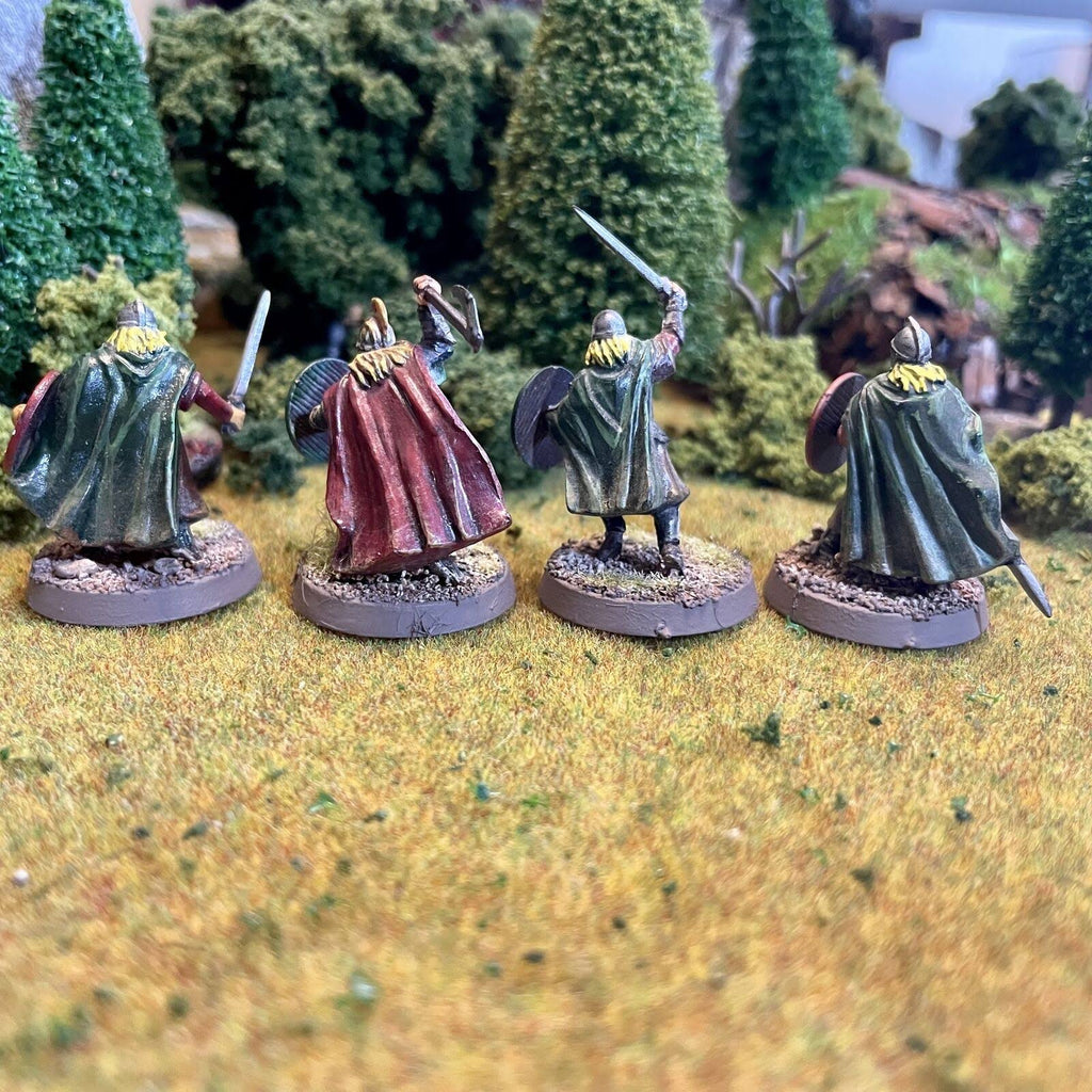 12x Hand-Painted Plastic Militia Fighter Miniature R74911