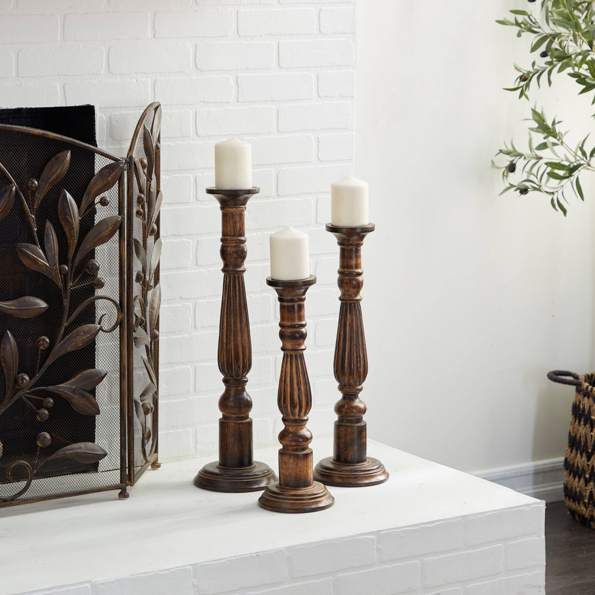 3-Piece Wooden Candle Holder Set Brown D50479