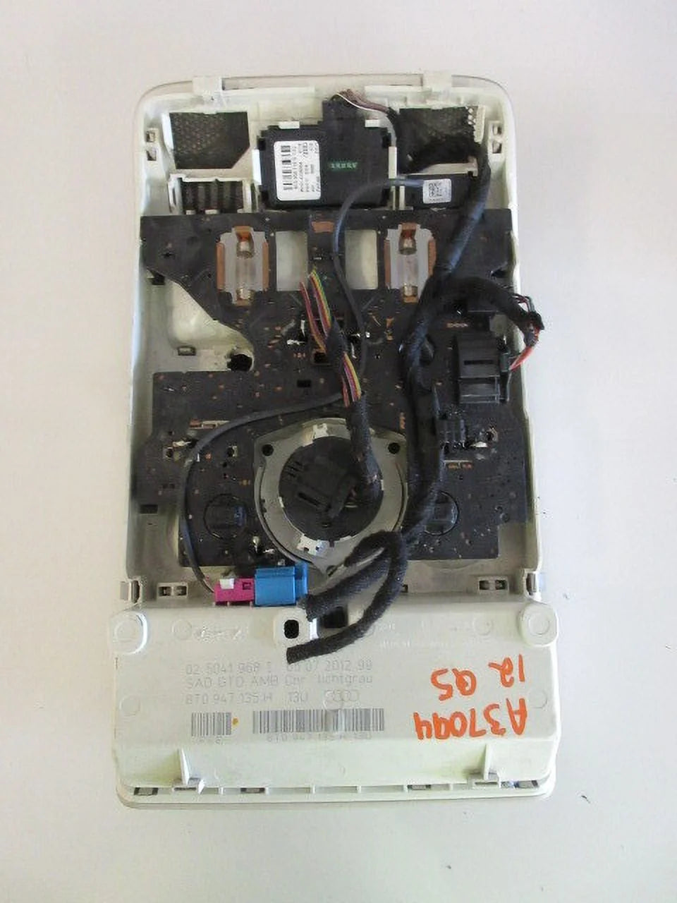 Pre-Owned Audi Q5 Overhead Console Unit P761